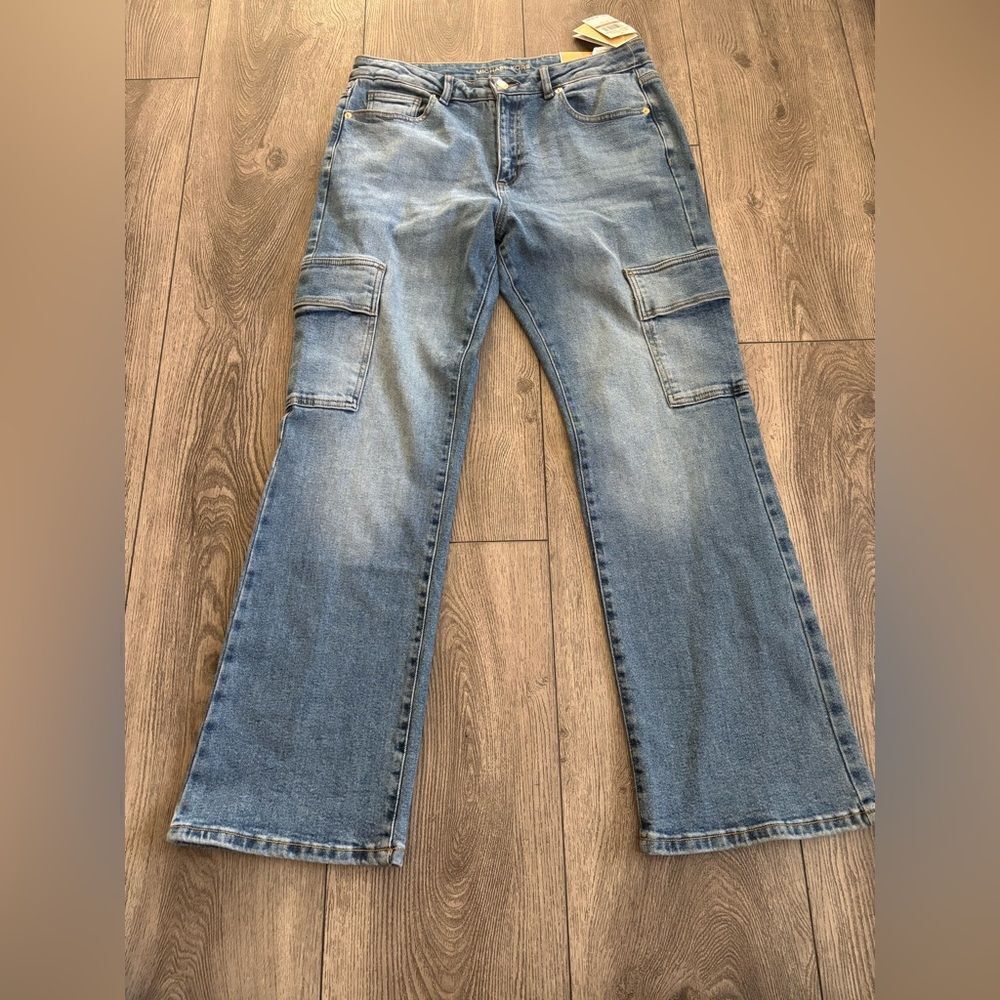 Michael Kors Selma bootcut higher rise slim through hip and thighs